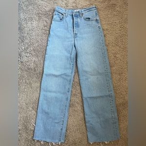 Levi’s Ribcage Jeans